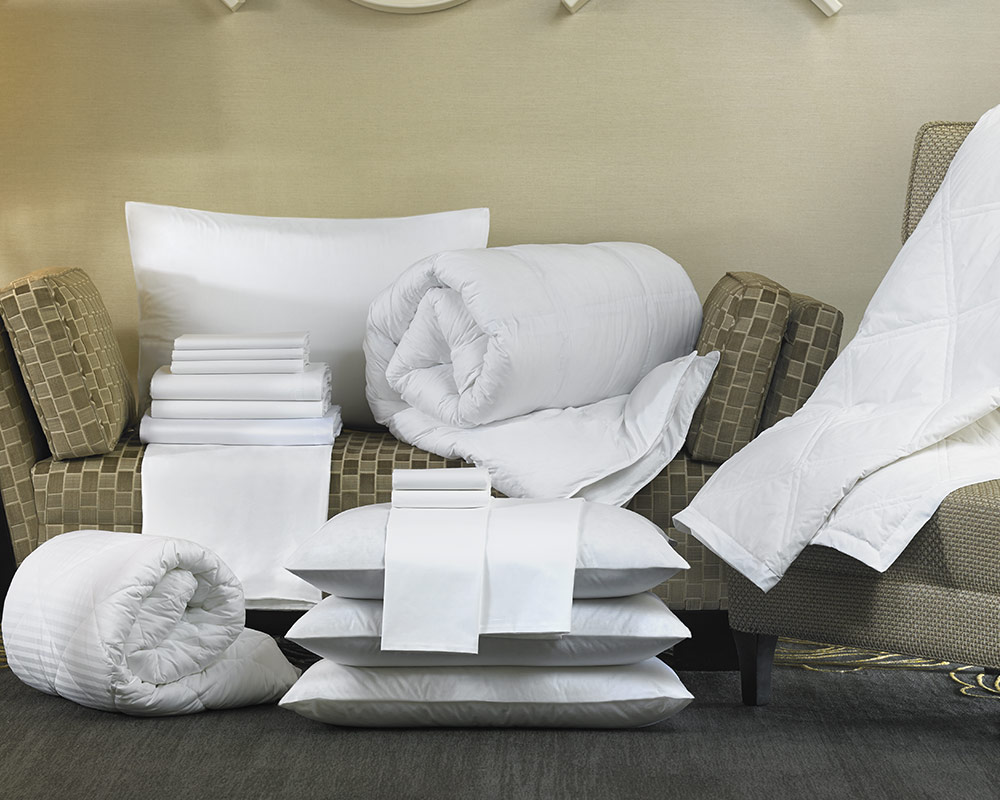 Deluxe Bed & Bedding Set  Buy Exclusive Hotel Sheet Sets, Mattresses,  Blankets and Pillows by Sheraton Hotels