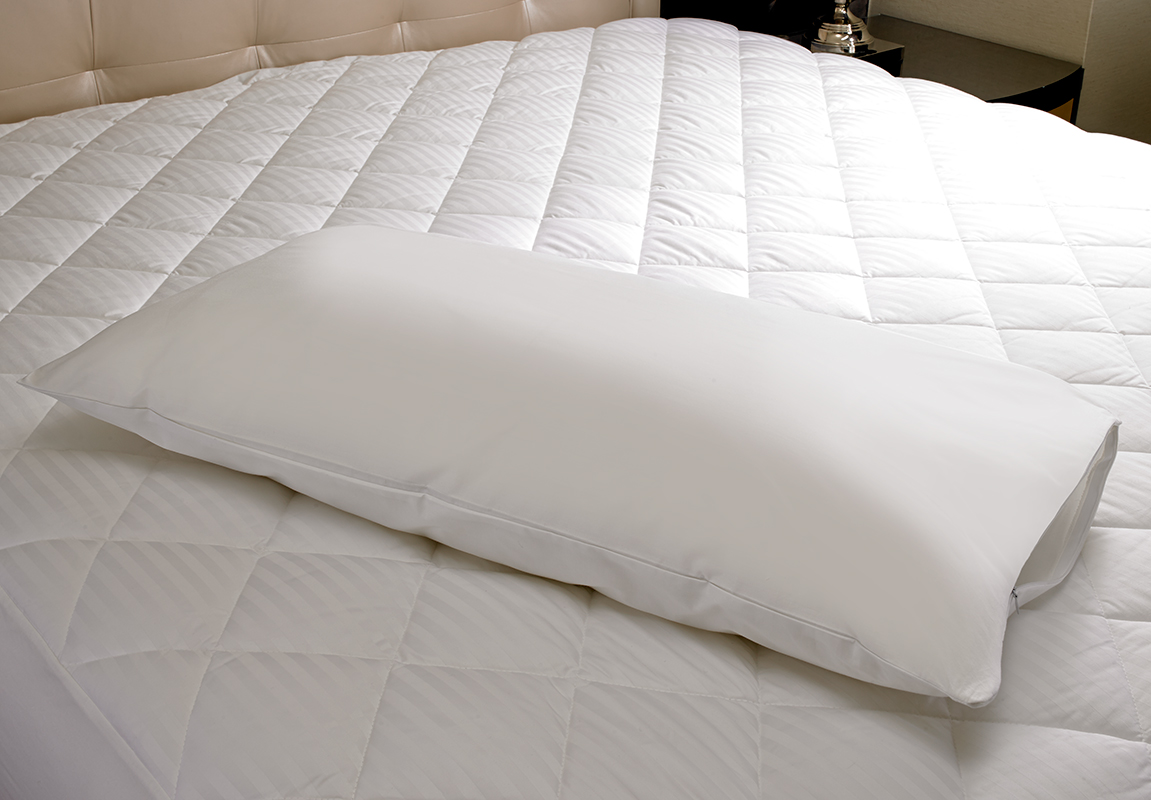 https://www.sheratonstore.com/images/products/xlrg/sheraton-pillow-protector-sh-107-1_xlrg.jpg